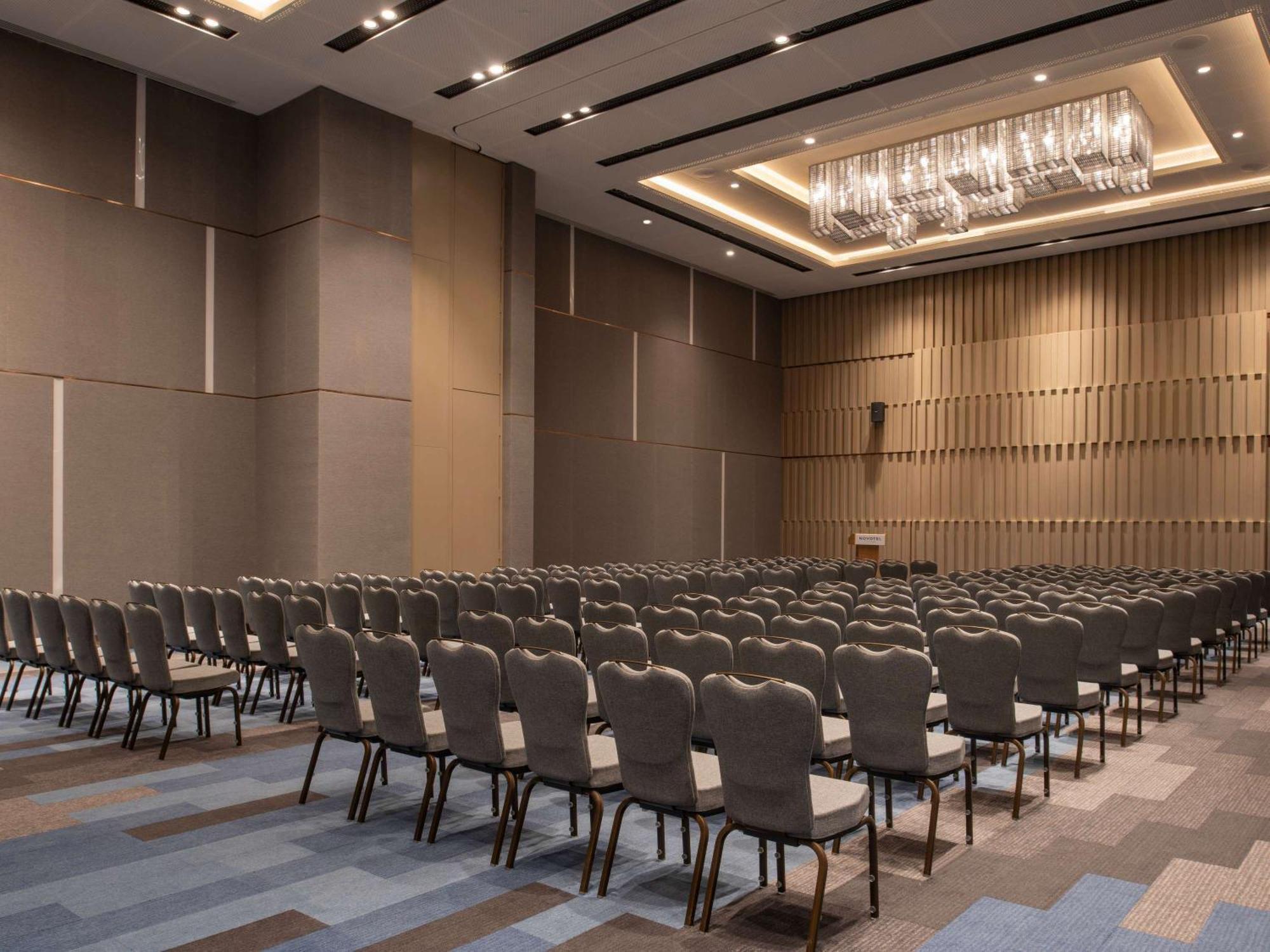 Novotel Riyadh Sahafa 外观 照片